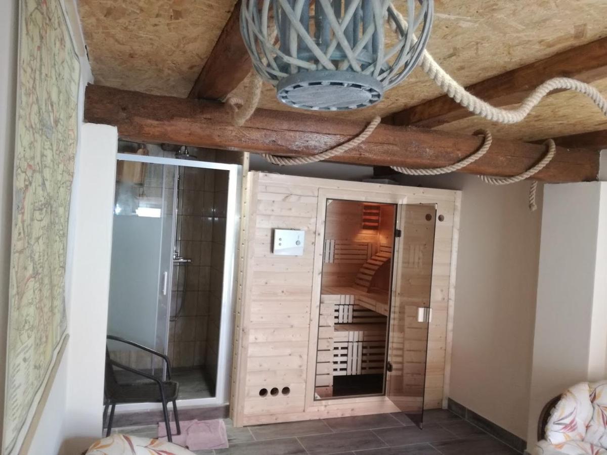 Gospodarstwo Agroturystyczne Z Basenem & Spa I Alpakami 厄尔科 外观 照片